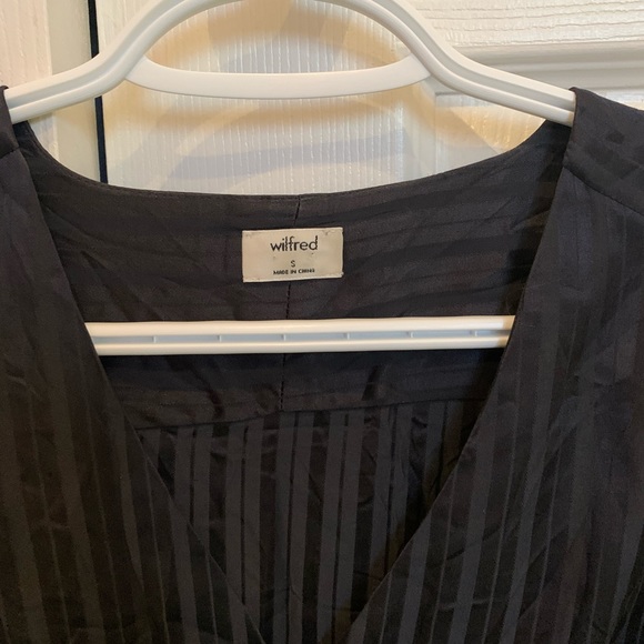 Babaton x Aritzia  "Zelie" Top - Picture 9 of 9